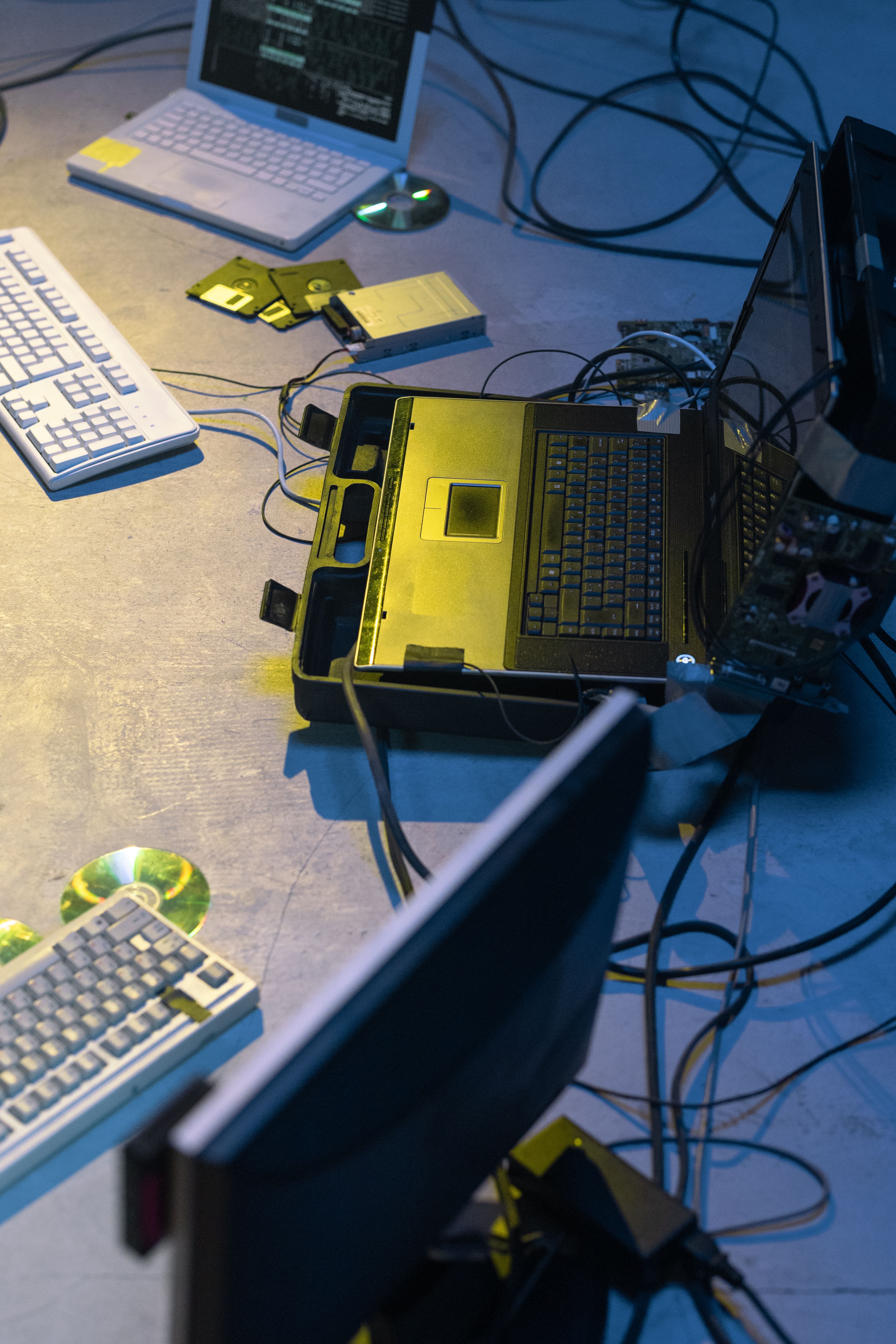 EdgeDesk